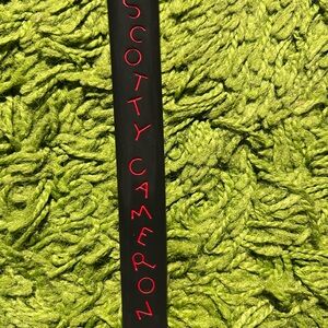 Scotty Cameron Black pistolini Grip with Red Lettering